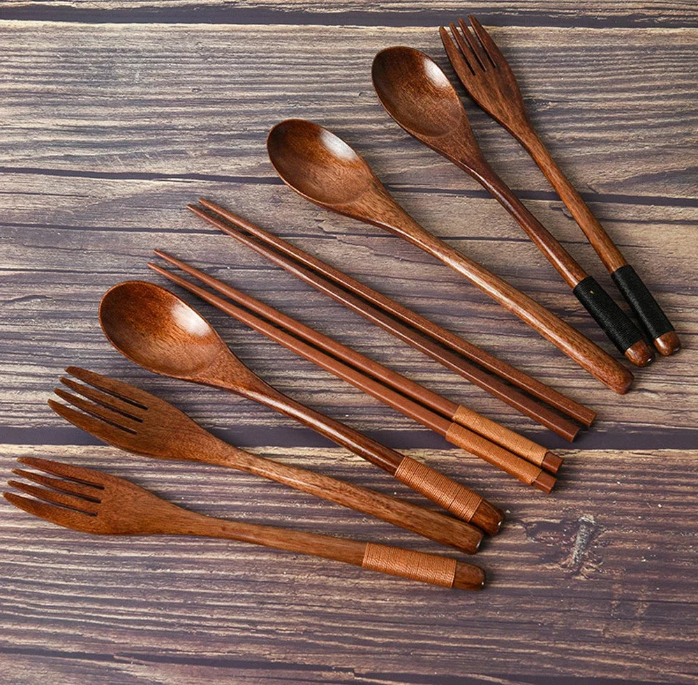 3 Piece Natural Wood Dinnerware Set